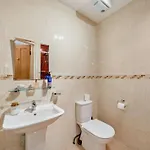 2 Bed In Oc-94995 *