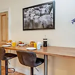2 Bed In Oc-94995 Сasa de vacaciones