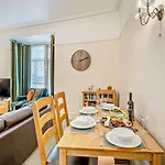 Сasa de vacaciones 2 Bed In Oc-94995 *
