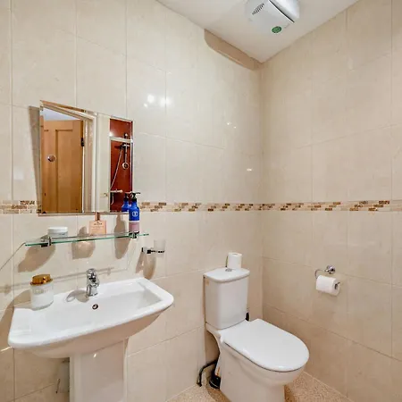 2 Bed In Oc-94995 *