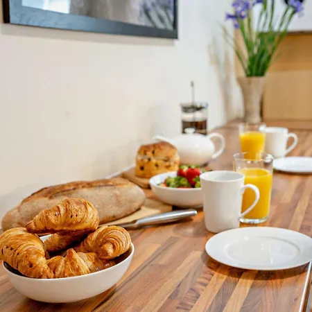 펜션 2 Bed In 94995 *